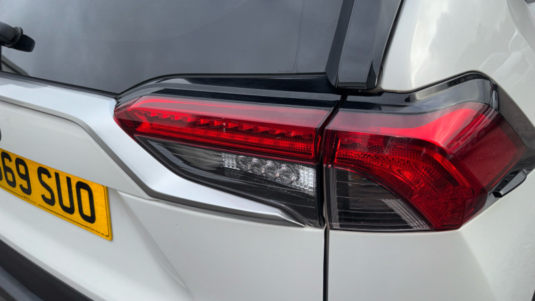 Toyota RAV4 2.5 VVT-i Hybrid Design 5dr CVT Hybrid Estate